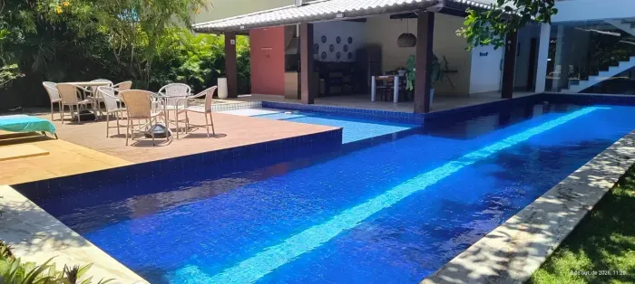 CASA DE ALTO PADRÃO NO CONDOMÍNIO BUSCA VIDA  PORTEIRA FECHADA