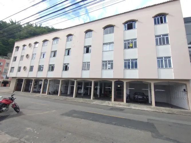 Locação - Apartamento na Rua Belo Horizonte no Paineiras esquina com a Avenida Olegário Ma
