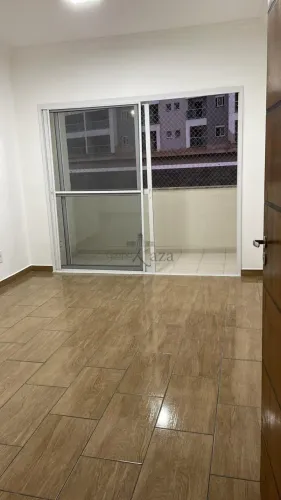 Apartamento - Edifício Vila de Florença - Centro - Jacareí - 3 Dormitórios - 89,34m².