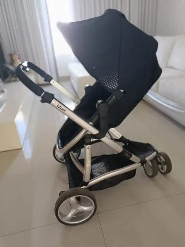 Carrinho bebê conforto e Moisés