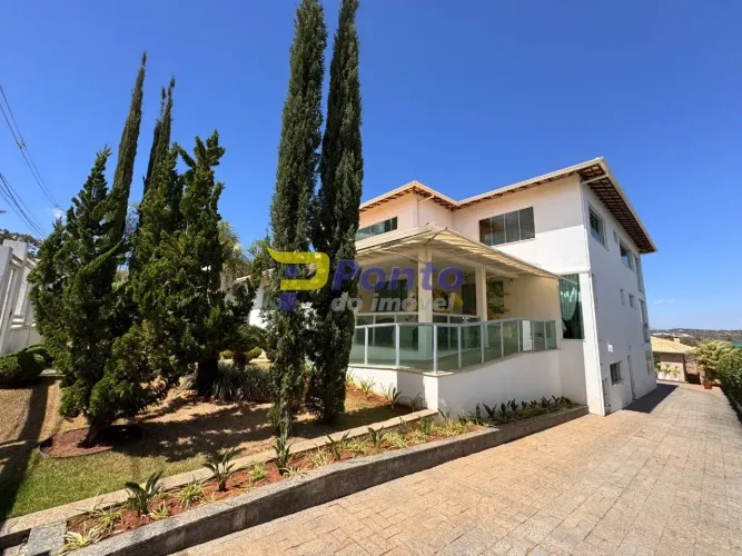 Casa no Condomínio Jardins da Lagoa