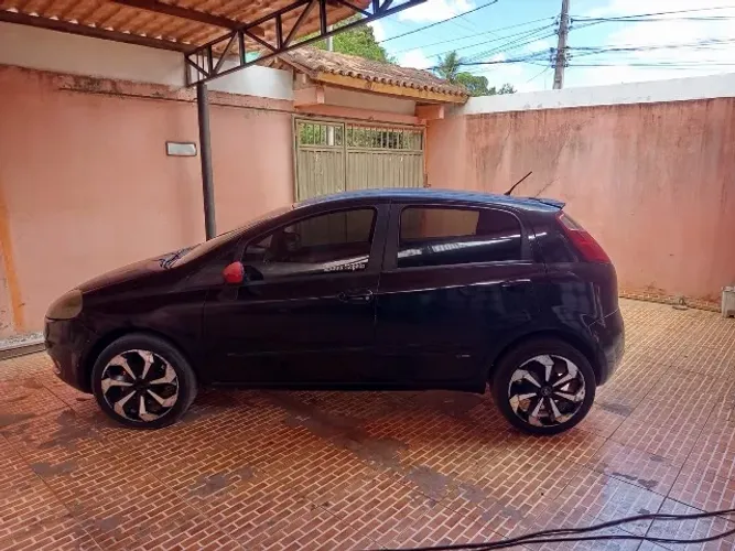 Fiat Punto 1.4 Fire Flex 8V 5P 2010