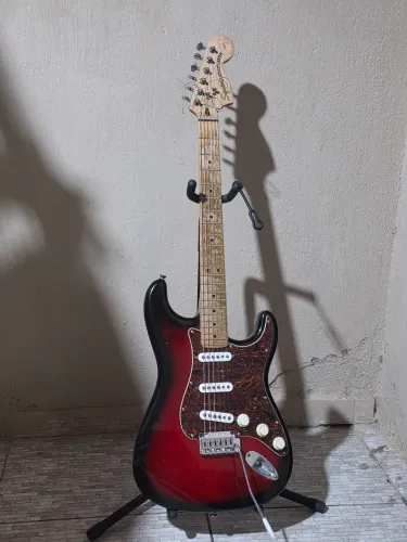 Squier Standard 