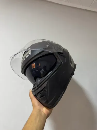 Capacete LS2 preto
