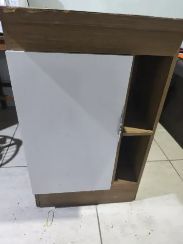Mesa armário