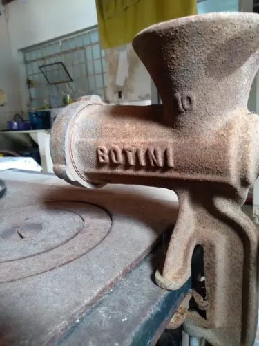 Moedor Manual De Carne - B10 Botini antigo.