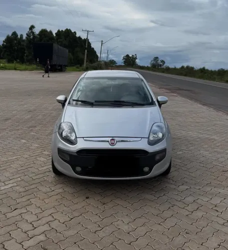 Fiat Punto Attractive Italia 1.4 F.flex 8V 5P 2013