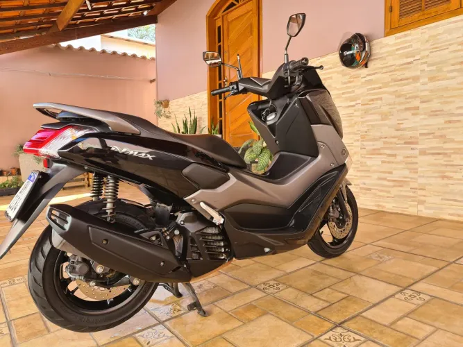 Nmax Preta - 2018
