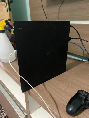 PS4 SLIM 1TB USADO FUNCIONANDO PERFEITAMENTE