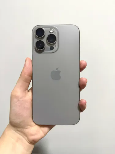 IPHONE 15 PRO MAX 256gb