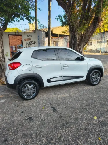 Renault Kwid Intense 1.0 Flex 12V 5P Mec. 2021