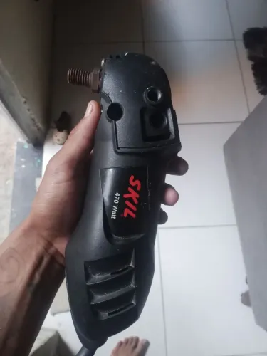 Vendo máquina de polimento funcionando perfeitamente