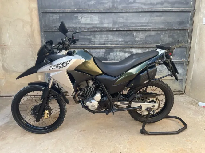 XRE 300 ABS