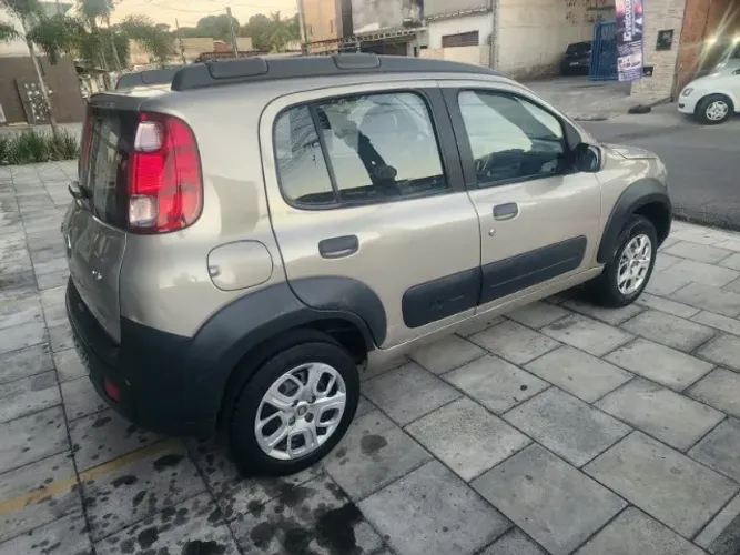 Fiat Uno WAY Celeb. 1.0 EVO Fire Flex 8V 5P 2012