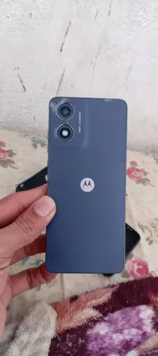 MOTO G04 128 GIGAS SUPER RÁPIDO BATERIA DURADOURA APENAS UMA PEQUENA MARCA DE USO ATRÁS