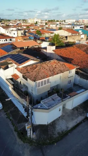 Casa para Venda em Maceió, Gruta de Lourdes, 6 dormitórios, 3 suítes, 5 banheiros, 6 vagas