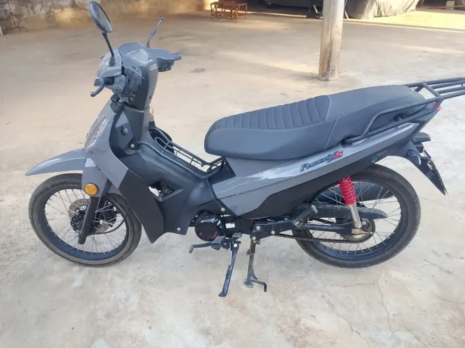 Moto Shineray