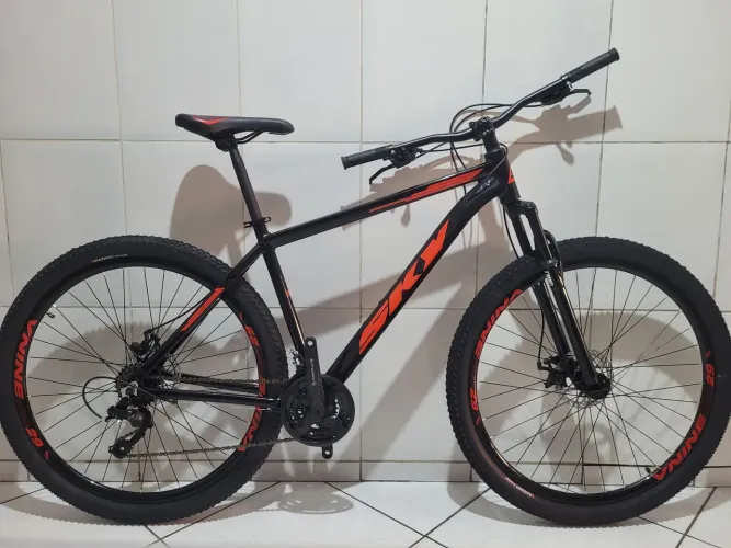 Bicicleta Aro 29 SKY Quadro Alumínio (NOVA)