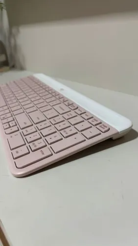 Teclado Logitech MK470 Rosa