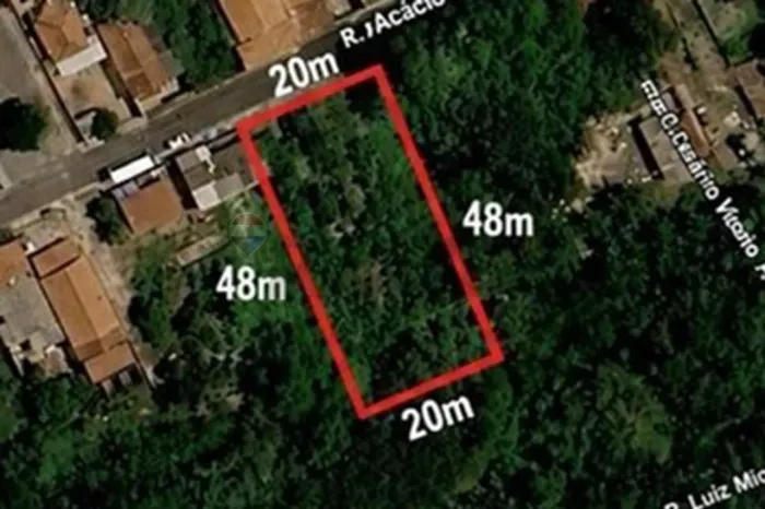 Terreno amplo com grandes possibilidades em Rubião Junior / Botucatu