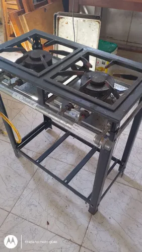 Vendo fogão industrial duas bocas