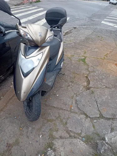 Em dia com o preço 2.500 abaixo da tabela valor da venda 6.500 aceita troca por carro