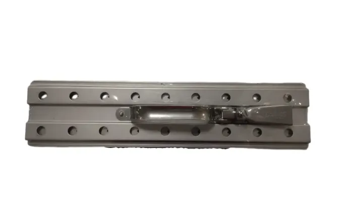 471 - PALITEIRA EXTRATOR 18 FUROS P/ FORMA DRILL CILIND. / MARCA: ATA FORMA