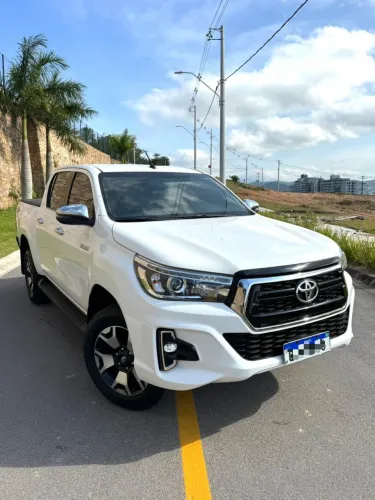 Toyota Hilux CD SRX 4X4 2.8 TDI 16V Diesel Aut. 2019