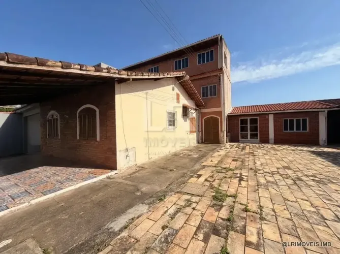 Investimento Imobiliário: Propriedade Ideal para Pousada ou Flats - PT09
