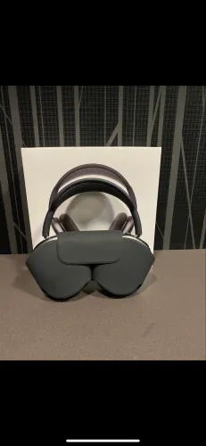 AirPods Max