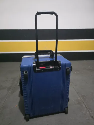 Case (mala reforçada)