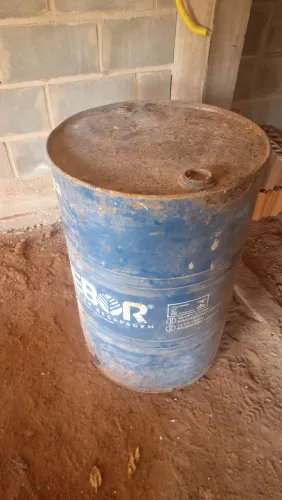 Tambor 200l de metal