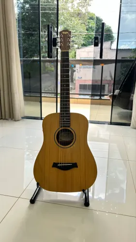 violão taylor baby bt1
