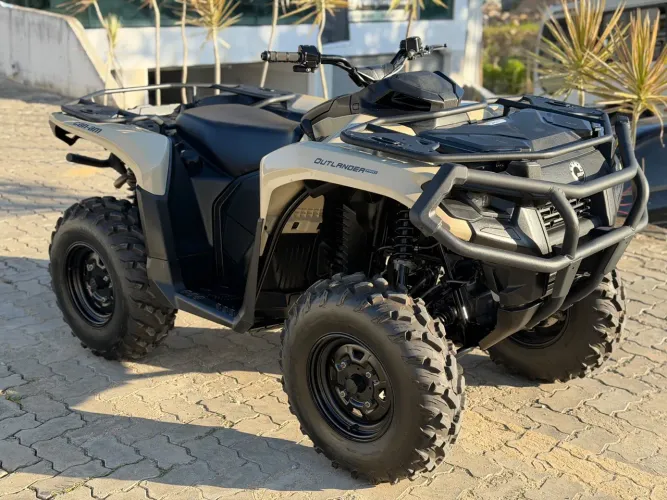 Quadriciclo BRP Can-Am Outlander PRO HD5 2025