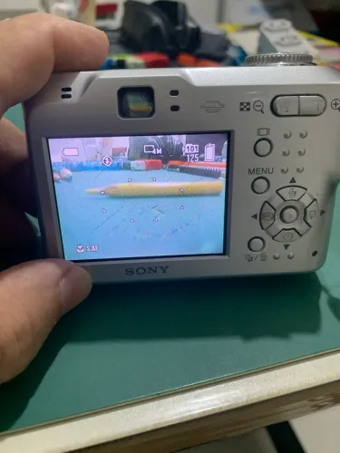 Câmera fotográfica Sony Cyber Shot N50 4.1 Mp 