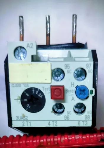RELE TÉRMICO SIEMENS 3UA5240-1J 6.3 a 10A