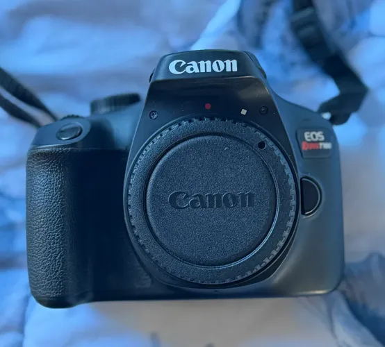 Canon EOS Rebel T100