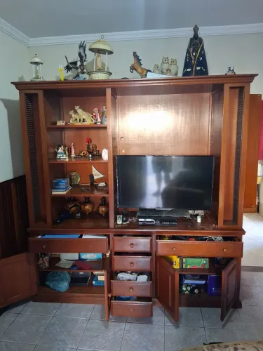 Estante de Sala