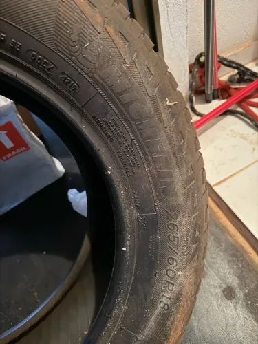 Pneu Michelin camionete