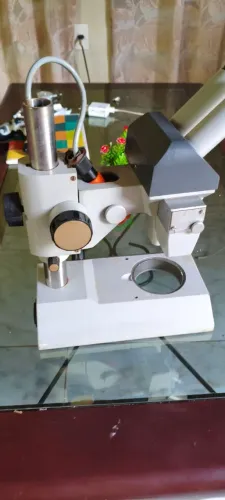 Estereomicroscópio Clássico Carl Zeiss Stemi DRC (Alemanha Ocidental)