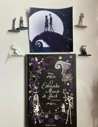 o estranho mundo de jack lote troco por monster high