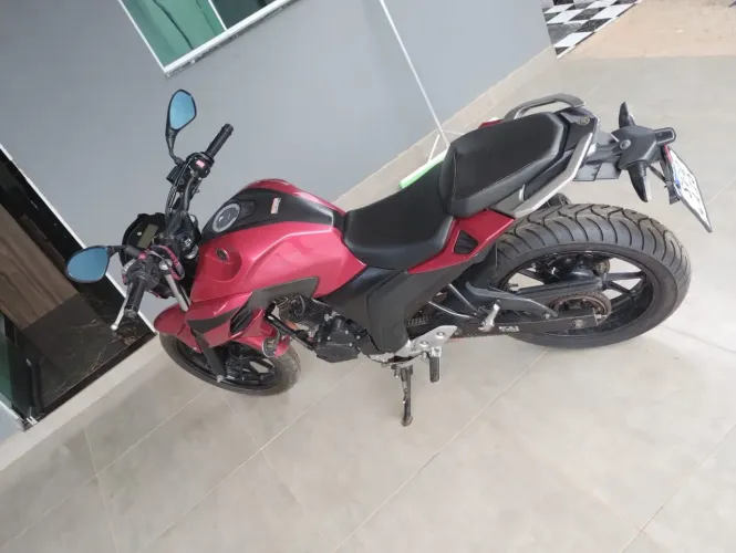 Yamaha FZ25 Fazer 250 ABS 2023 - Muito Nova e Econômica (Particular)
