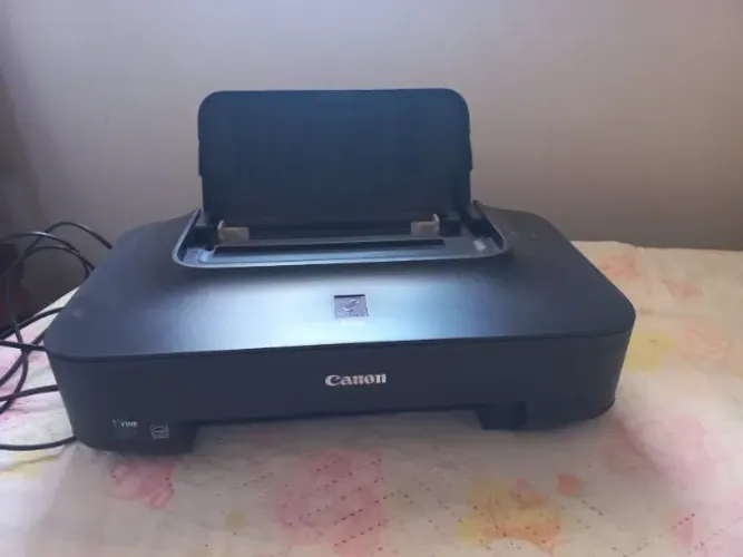Impressora Canon Novinha - só precisa comprar os cartuchos à parte.
