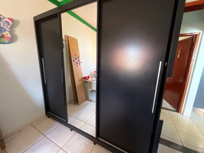 GUARDA ROUPA USADO E BARATO