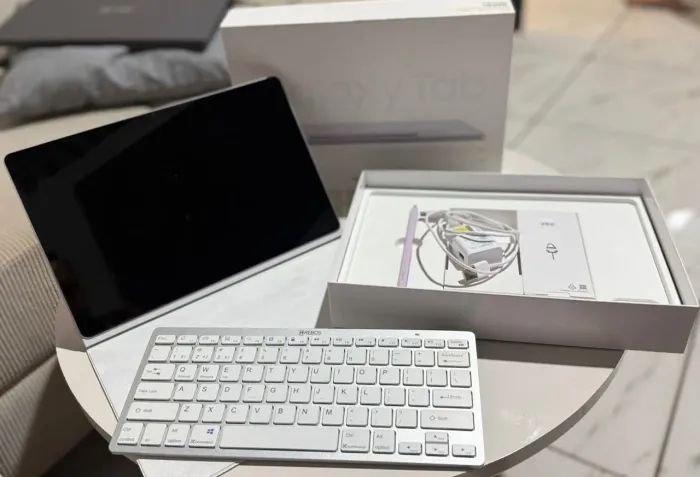 Tablet - Samsung Galaxy Tab S9 FE+