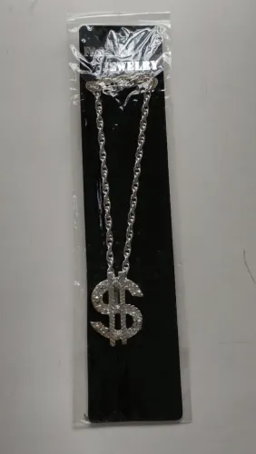 Cordão com pingente de cifrão 