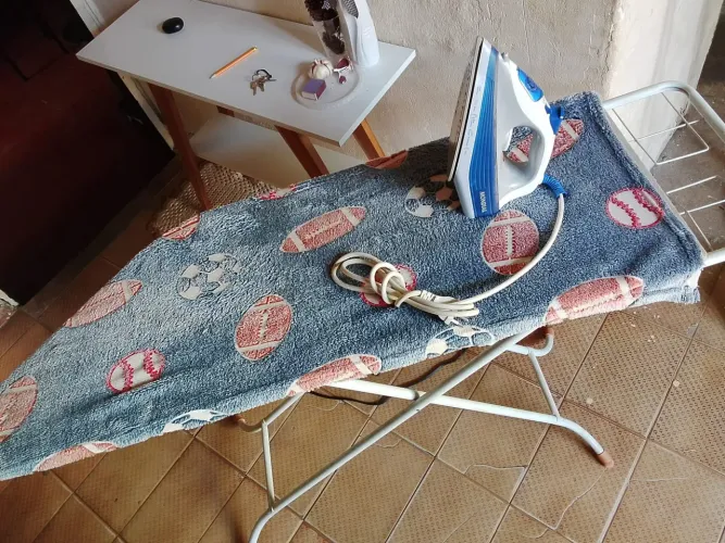 Tábua De Passar Com Ferro