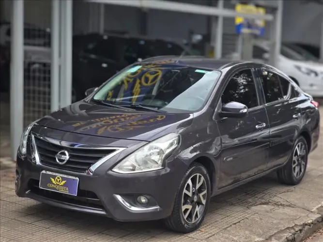 Nissan Versa SL 1.6 16V Flexstart 4P Aut. 2017