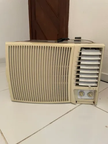 VENDO AR CONDICIONADO