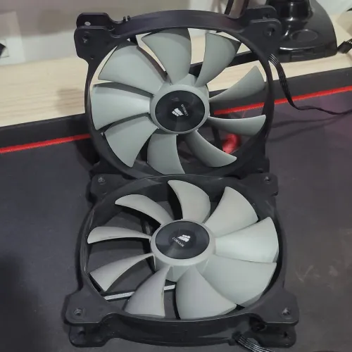 Ventoinha Corsair 140mm